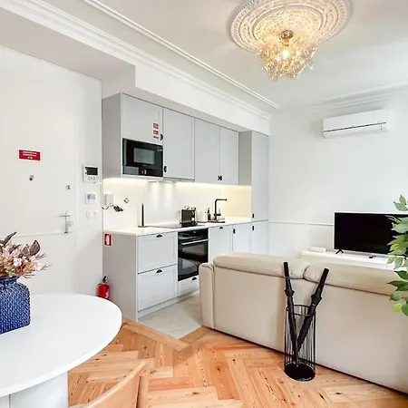 Elegant 1br Near Praca Comercio W/ Elevator And Ac * Lisboa