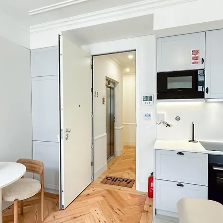 Elegant 1br Near Praca Comercio W/ Elevator And Ac Apartamento Lisboa